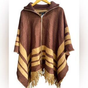 Mark New York Andrew Marc Chevron‎ Poncho Sweater Zip Front Fringe OS